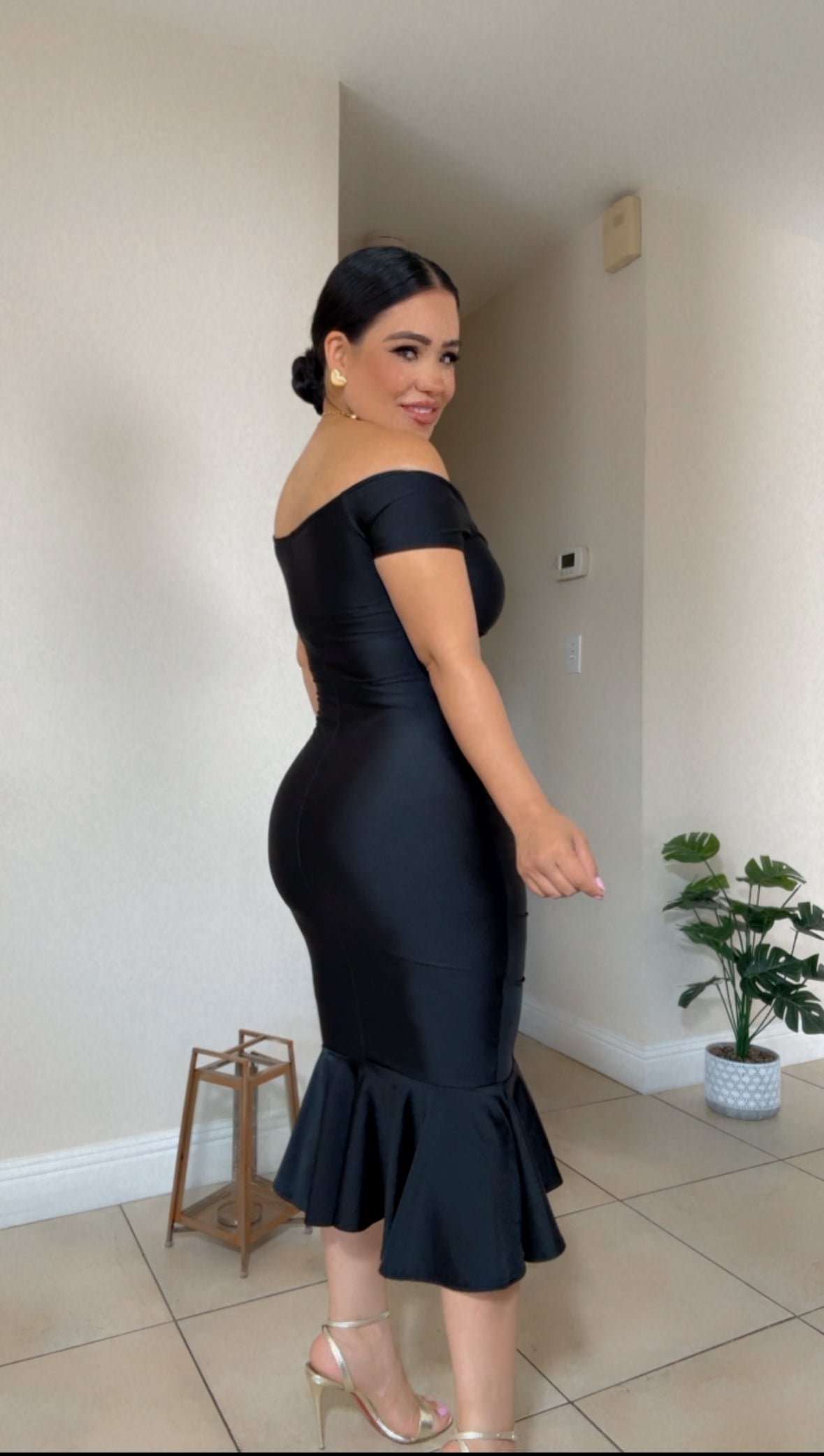 * A Amber “dress” black final sale