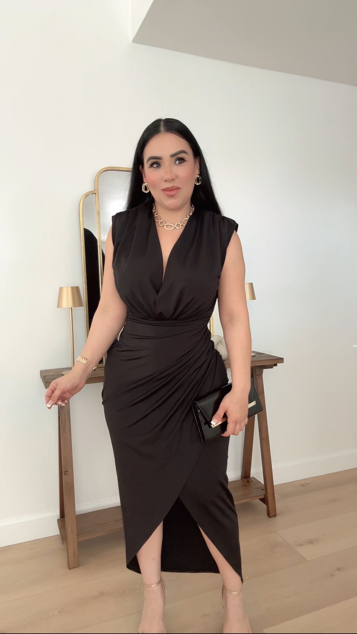 * Astrid “dress” black