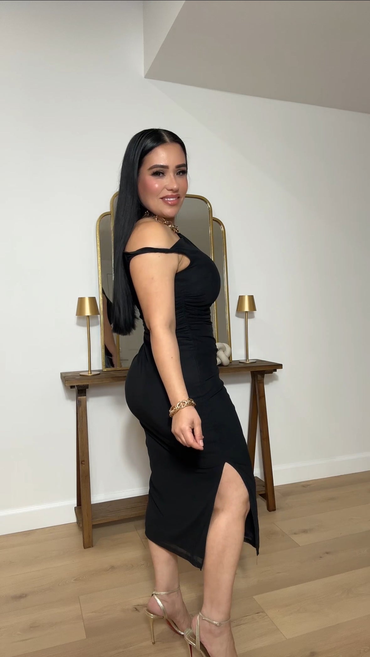*   Briza “dress” black