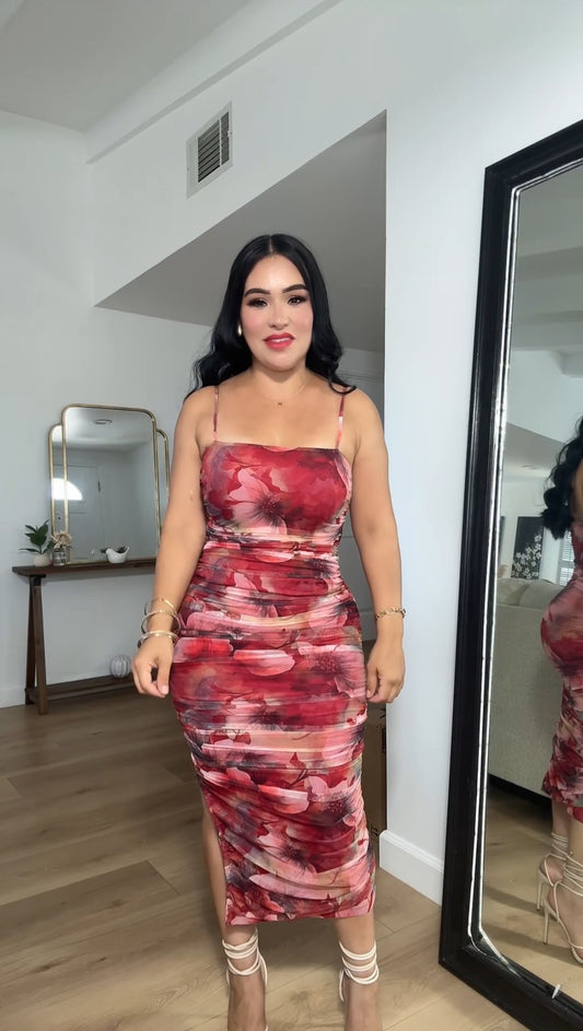 *     Como la flor “dress” mesh material red